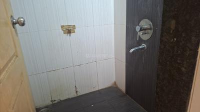Bathroom Image of 600 Sq.ft 1 BHK Apartment / Flat for rent in Swaraj Symphony, Kharghar Navi Mumbai for Rs. 22500