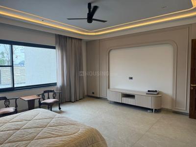 Bedroom Image of 10250 Sq.ft 7 BHK Independent House for sale in Sector 15 Panchkula for Rs. 260000000
