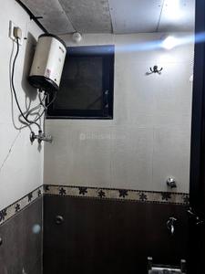 Bathroom Image of 1000 Sq.ft 2 BHK Apartment / Flat for rent in Shanti Sagar Apartment, Vashi Navi Mumbai for Rs. 42000