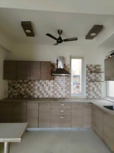 Kitchen Image of 1960 Sq.ft 4 BHK Apartment / Flat for sale in BPTP Astaire Garden Floors, Sector 70A Gurgaon for Rs. 30500000