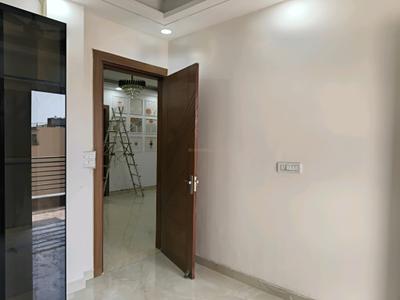 Bedroom Image of 1100 Sq.ft 3 BHK Apartment / Flat for sale in Shastri Nagar Ghaziabad for Rs. 6665211