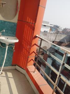Balcony Image of 850 Sq.ft 3 BHK Builder Floor for rent in Kalyanpur Kanpur for Rs. 8500