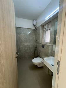 Bathroom Image of 915 Sq.ft 2.5 BHK Apartment / Flat for sale in L And T Rejuve 360 Tower A, Mulund West Mumbai for Rs. 30500000