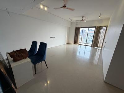 Hall Image of 1500 Sq.ft 3 BHK Apartment / Flat for rent in Rustomjee Paramount, Santacruz West Mumbai for Rs. 325000
