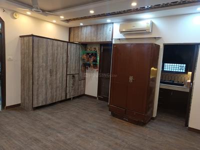 Bedroom Image of 550 Sq.ft 2 BHK Builder Floor for sale in Patel Nagar New Delhi for Rs. 6800000