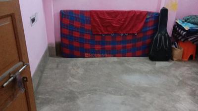 Living Room Image of 600 Sq.ft 1 BHK Independent House for rent in Kaikhali Kolkata for Rs. 5500