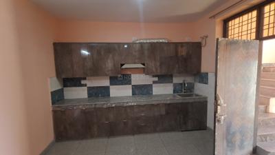 Kitchen Image of 1600 Sq.ft 2 BHK Builder Floor for rent in Sector 40 Gurgaon for Rs. 32000