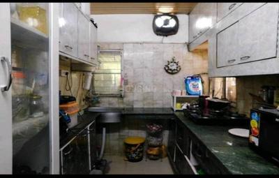 Kitchen Image of 800 Sq.ft 2 BHK Apartment / Flat for sale in Vikaspuri New Delhi for Rs. 9250000