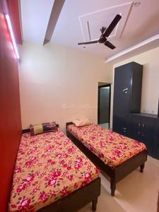 Bedroom Image of Shourya PG in Sector 70, Noida