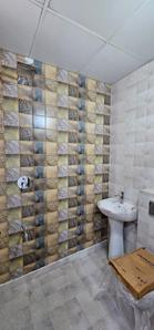 Bathroom Image of 900 Sq.ft 3 BHK Apartment / Flat for sale in Sector 7 Gurgaon for Rs. 7500000