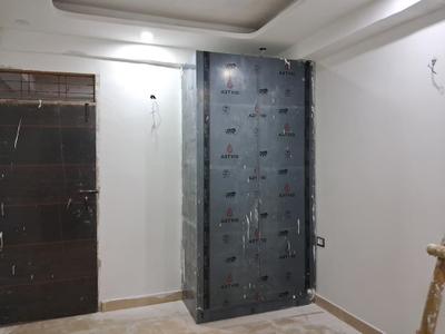 Bedroom Image of 1050 Sq.ft 2 BHK Apartment / Flat for sale in Sector 101 Noida for Rs. 4400000