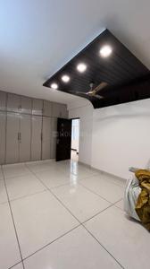 Bedroom Image of 2800 Sq.ft 3.5 BHK Builder Floor for sale in Kailash Colony New Delhi for Rs. 52500000
