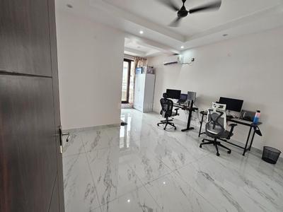 Bedroom Image of 2200 Sq.ft 3 BHK Builder Floor for rent in Ballupur Dehradun for Rs. 45000