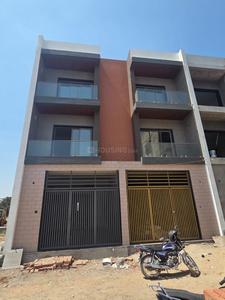 Image of 2025 Sq.ft 3 BHK Independent House for sale in Dindoli, Surat for Rs. 7350000