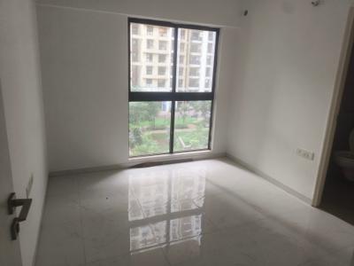 Bedroom Image of 750 Sq.ft 2 BHK Apartment / Flat for rent in Runwal Gardens, Dombivli East Thane for Rs. 15000