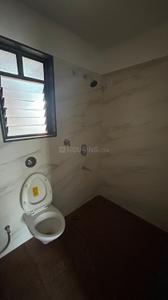 Bathroom Image of 789 Sq.ft 2 BHK Apartment / Flat for rent in Triaa Elysia, Keshav Nagar Pune for Rs. 30000
