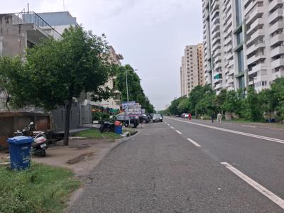 Image of 200 Sq.ft Residential Plot / Land for sale in Sector 108, Noida for Rs. 60000000