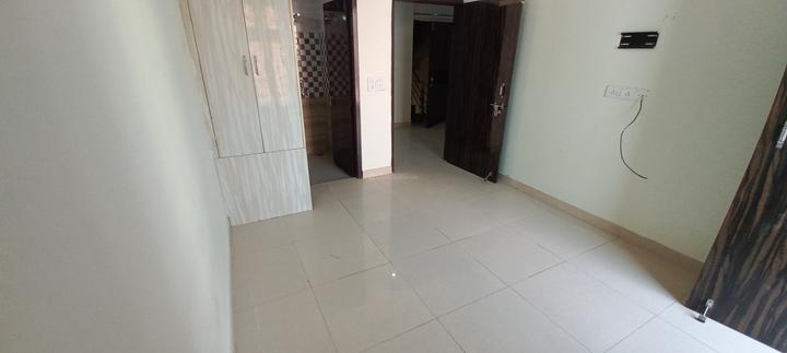 Ashok Vihar Phase 3 Extension Bedroom 1