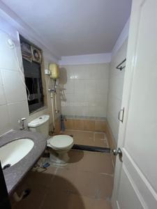 Bathroom Image of 850 Sq.ft 2 BHK Apartment / Flat for sale in Runwal Pride, Mulund West Mumbai for Rs. 16500000