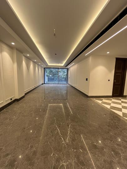 Block B, Sushant Lok Phase 1 Main Image 1