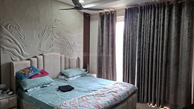 Bedroom Image of 1800 Sq.ft 3 BHK Builder Floor for sale in Bali Nagar New Delhi for Rs. 40000000