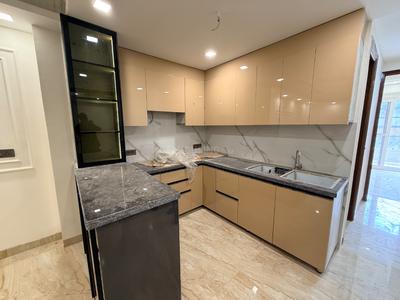 Kitchen Image of 2000 Sq.ft 4 BHK Apartment / Flat for sale in Chhattarpur New Delhi for Rs. 14000000
