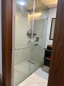 Bathroom Image of 1625 Sq.ft 3 BHK Apartment / Flat for rent in Supertech Livingston, Crossings Republik Ghaziabad for Rs. 22000