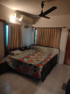 Bedroom Image of 1600 Sq.ft 2 BHK Apartment / Flat for rent in Adajan Surat for Rs. 24000