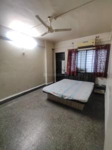Bedroom Image of 1100 Sq.ft 2 BHK Apartment / Flat for rent in Gultekdi Pune for Rs. 30000