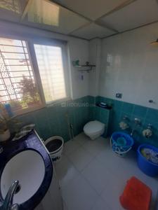 Bathroom Image of 700 Sq.ft 2 BHK Apartment / Flat for rent in Sai Complex Housing, Dahisar West Mumbai for Rs. 48000