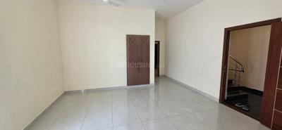 Bedroom Image of 1200 Sq.ft 3 BHK Builder Floor for rent in Koyambedu Chennai for Rs. 37500