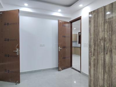 Bedroom Image of 1200 Sq.ft 3 BHK Apartment / Flat for sale in Mehrauli New Delhi for Rs. 8000000