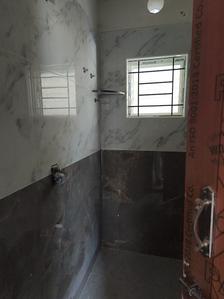 Bathroom Image of 999 Sq.ft 2 BHK Builder Floor for rent in Mahadevapura Bengaluru for Rs. 36500
