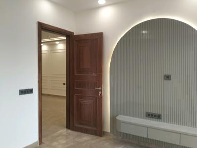Bedroom Image of 1440 Sq.ft 3 BHK Builder Floor for sale in Mukherjee Nagar New Delhi for Rs. 25000000