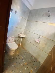 Bathroom Image of 2550 Sq.ft 4 BHK Villa for sale in Paradise Krishna Vatika Luxurious Villas, Noida Extension Greater Noida for Rs. 15000000