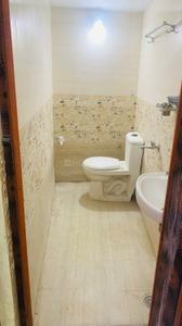 Bathroom Image of 850 Sq.ft 1 BHK Apartment / Flat for rent in Puliakulam Coimbatore for Rs. 13000