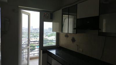 Kitchen Image of 2300 Sq.ft 4 BHK Apartment / Flat for sale in Mahindra Aura, Sector 110A Gurgaon for Rs. 29500000