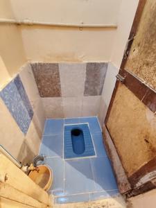 Bathroom Image of 590 Sq.ft 1.5 BHK Apartment / Flat for sale in Manjalpur Vadodara for Rs. 1150000