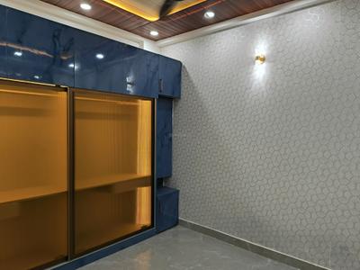Bedroom Image of 1000 Sq.ft 2 BHK Builder Floor for sale in Indirapuram Ghaziabad for Rs. 7600000