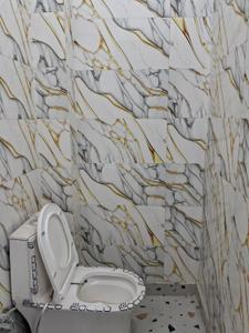 Bathroom Image of 1700 Sq.ft 3.5 BHK Independent House for sale in Govindpuram Ghaziabad for Rs. 8500000