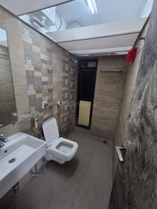 Bathroom Image of 653 Sq.ft 1 BHK Apartment / Flat for rent in Shree Naman Premier, Andheri East Mumbai for Rs. 65000