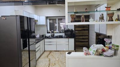 Kitchen Image of 1530 Sq.ft 6 BHK Independent House for sale in Memnagar Ahmedabad for Rs. 35000000
