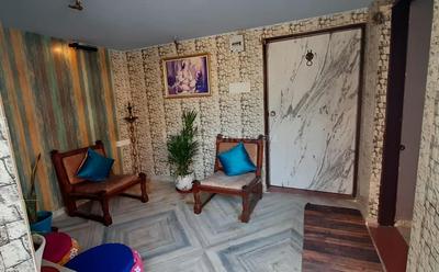 Living Room Image of Minha HomeStay in Ranip, Ahmedabad