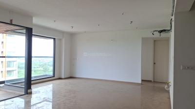 Living Room Image of 3260 Sq.ft 4 BHK Apartment / Flat for rent in Adani Paarijat, Shantigram Ahmedabad for Rs. 127000