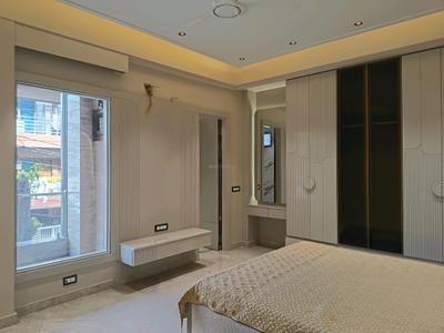 Bedroom Image of 2800 Sq.ft 5 BHK Builder Floor for sale in Indirapuram Ghaziabad for Rs. 39500000