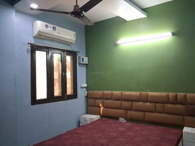 Bedroom Image of 900 Sq.ft 2 BHK Builder Floor for sale in Mansarover Garden New Delhi for Rs. 9000000