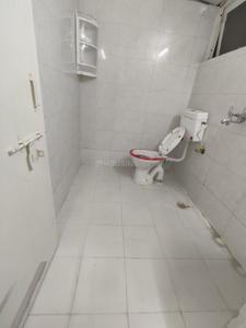 Bathroom Image of 800 Sq.ft 3 BHK Apartment / Flat for rent in Vashisth Heights, Sector 87 Faridabad for Rs. 15000