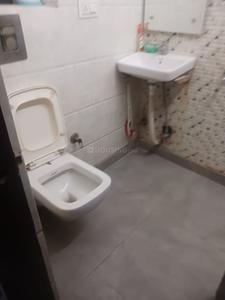 Bathroom Image of 900 Sq.ft 2 BHK Builder Floor for sale in Mansarover Garden New Delhi for Rs. 8500000