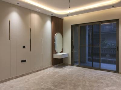 Bedroom Image of 3000 Sq.ft 4 BHK Builder Floor for sale in Punjabi Bagh New Delhi for Rs. 60000000