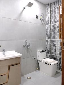 Bedroom One Image of 1800 Sq.ft 4 BHK Builder Floor for sale in Vasundhara Ghaziabad for Rs. 18000000